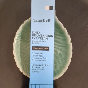 Daily Rejuvenating Eye Cream